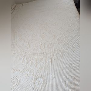 Vintage Morgan Jones "Minuet" Cotton Chenille Bedspread - Antique White - Full/D